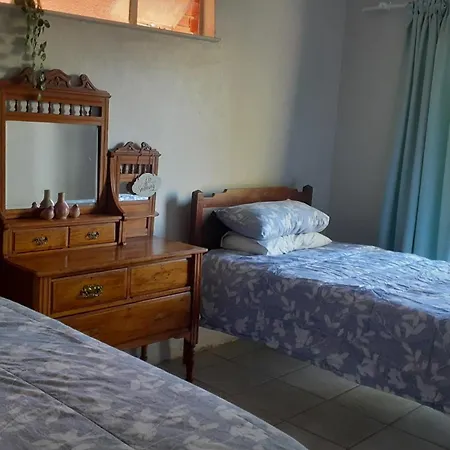 3 Lavenders Apartment Bloemfontein Room photo