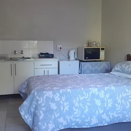 3 Lavenders Apartment Bloemfontein Room photo